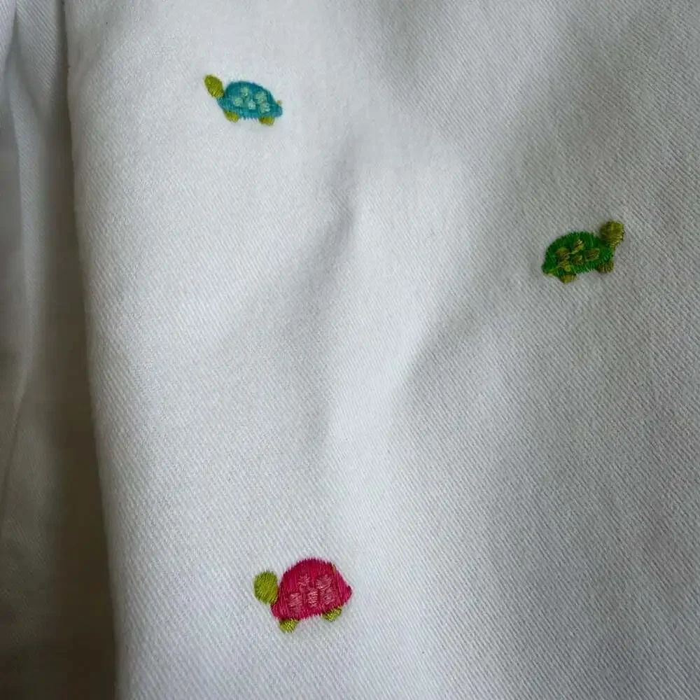 Gymboree White Skort With Multi-Color Embroidered Turtles Size 8